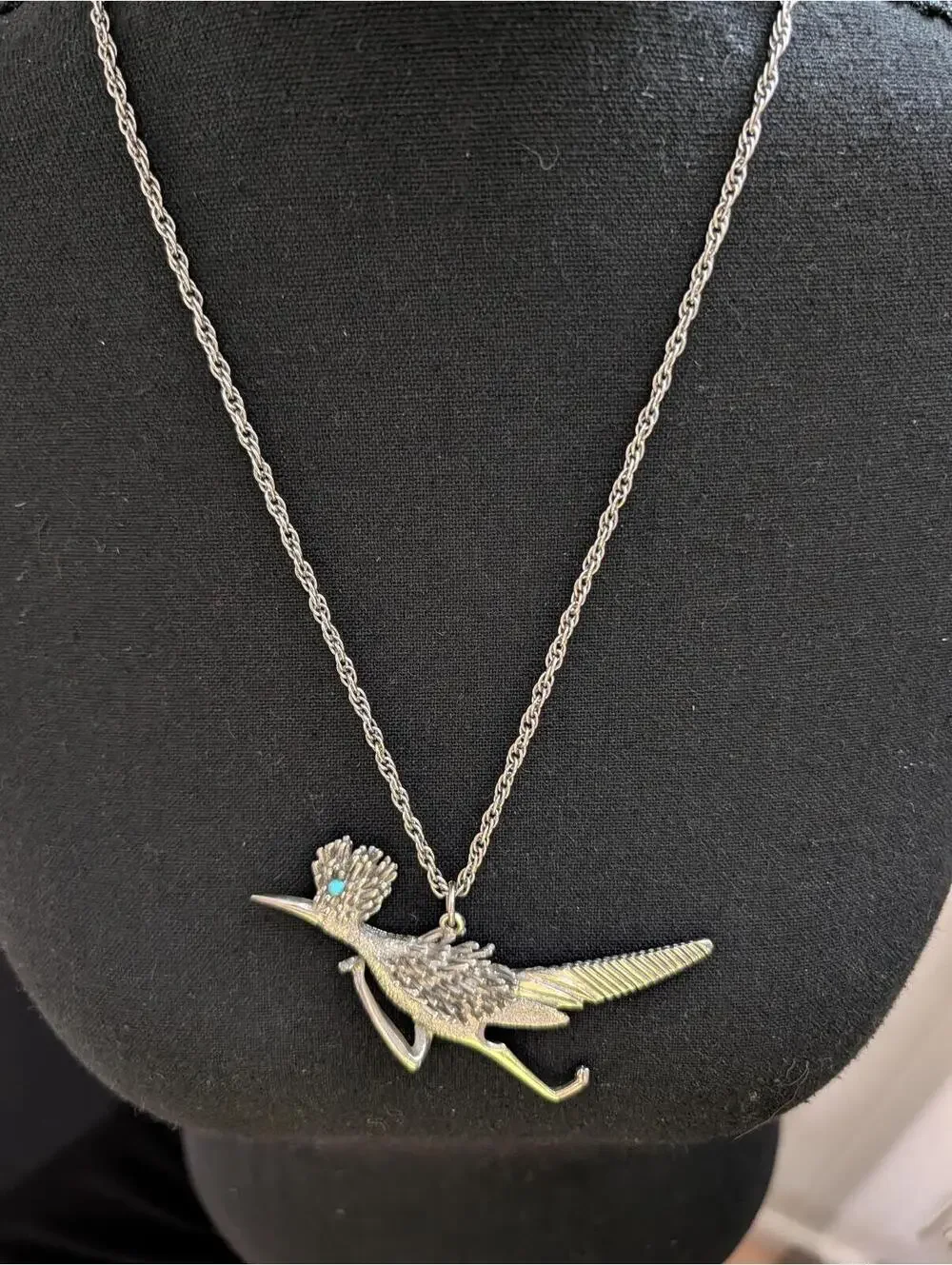 Vintage Whimsical Style Silver Roadrunner Bird Pendant Necklace